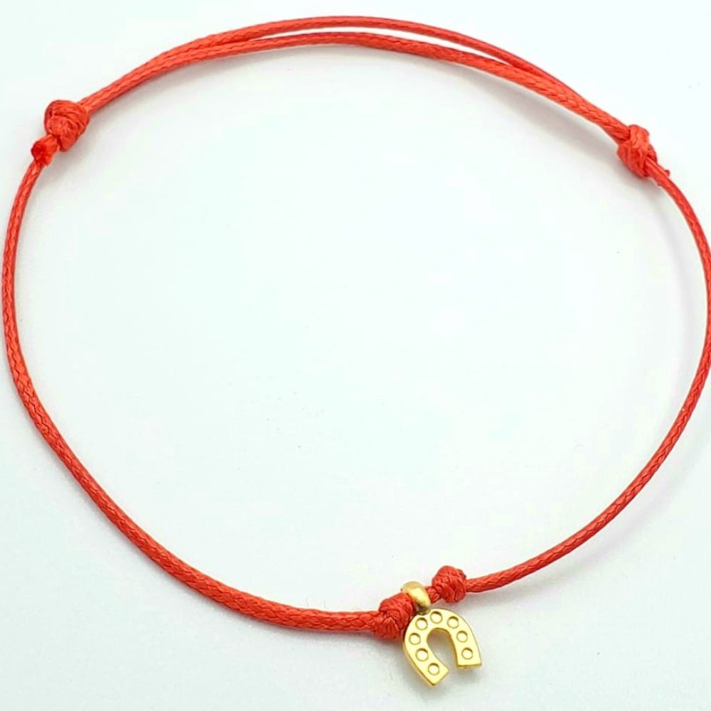 Adjustable red string Horseshoe Good luck bracelet